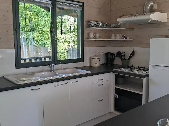 Σαλέ Herisson Avec Privatif Biron (Dordogne)